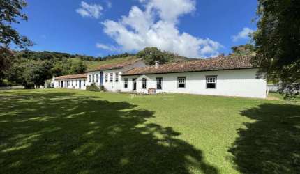 Fazenda com 12 dormitórios - Taubaté/SP