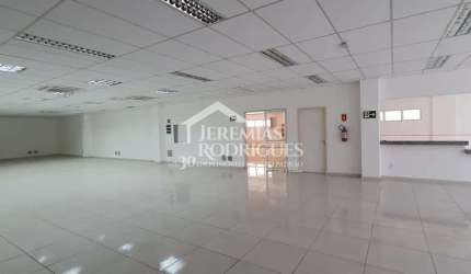 Prédio comercial com 4.431 m² -  Centro - Taubaté/SP.