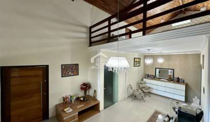 Casa comercial com 320 m² - Chácara Guizard - Taubaté/SP.
