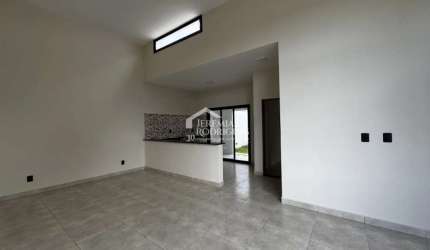 Casa à venda com 3 dormitórios no Condomínio Vila Romana em Pindamonhangaba/SP.