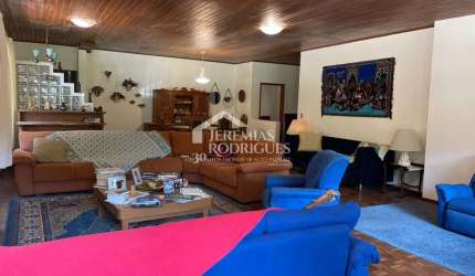 Casa com 5 suítes, 348 m² - Centro - Santo Antônio do Pinhal/SP.