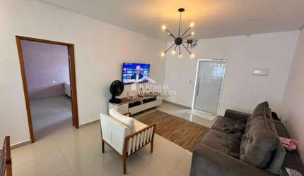 Casa para locação com 3 dormitórios no bairro Taipas em Pindamonhangaba/SP