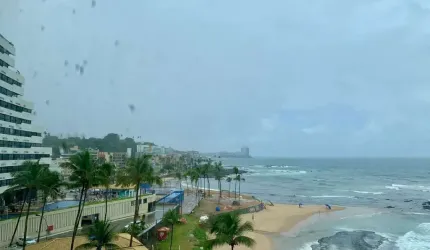 QUARTO E SALA EM  ONDINA FRENTE E VISTA MAR. ESPETACULAR