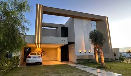 Térrea 3 suítes + escritório + piscina - Alphaville Uberlândia - Uberlândia - MG