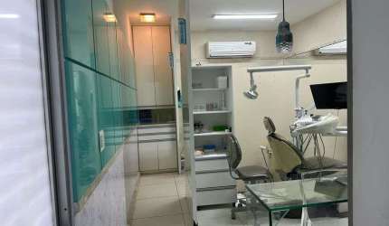 Sala Odontomédica ou empresarial, para venda, 39m² na ACM - Salvador - BA