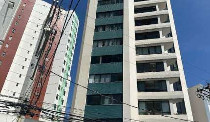 Vendo Apartamento 4/4 com Suíte, Closet, Despensa e Dependência para Funcionário na Pituba - 170m²
