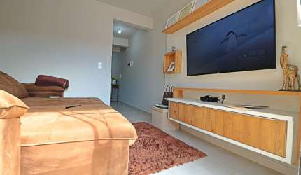 Geminado Sobrado Semi Mobiliado com 2 Quartos e Área Gourmet – Jaraguá do Sul