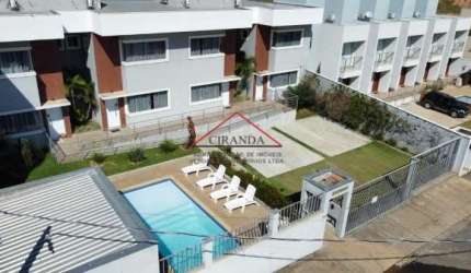 Casa em condomínio fechado com 3 quartos à venda na PINHEIRO, 400, Centro, Capitólio por R$ 550.000