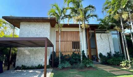 Casa a venda em Praia do Forte no Enseada do Castelo 5 suítes mobiliada e reformada