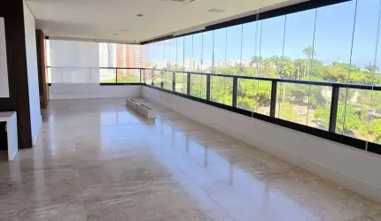 Apartamento a venda em Ondina 4 suítes vista mar reformado no Saint Michel