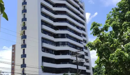 Apartamento a venda no Itaigara 4 quartos amplo com armários