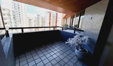 Apartamento a venda na Pituba 4 quartos com dependencia