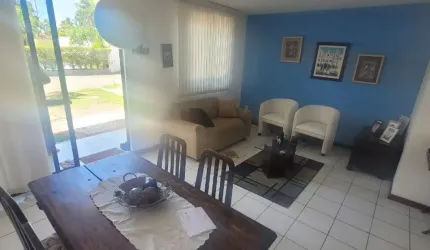 Village a venda em Itapuã com 4 quartos armários em condomínio fechado