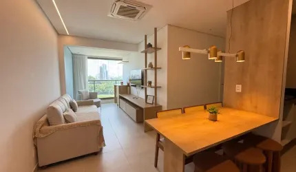 Apartamento a venda no beach class em ondina com 2 quartos mobiliado e reformado