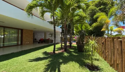 Casa a venda em guarajuba com 5 suites piscina área gourmet no condomino paraiso