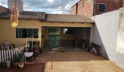 Qsc 19 - Casa 3 Quartos em Lote 400 m² - Setor  de Chácaras - Taguatinga/DF