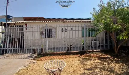 Casa 3 Qts em lote de 150m² - Aceita-se Financiamento - Recanto das Emas/DF