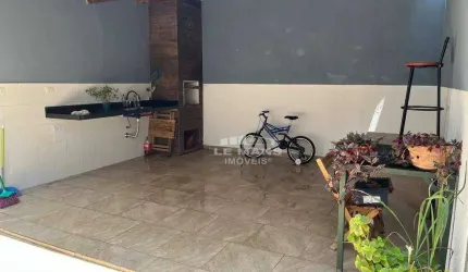 Casa a venda, 3 quartos, 2 vagas, no bairro Água Branca em Piracicaba - SP