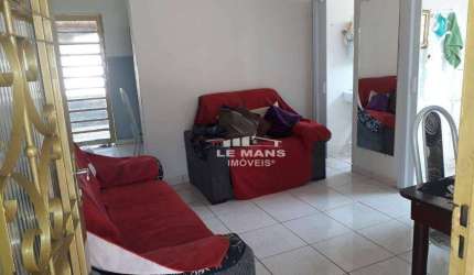 Casa a venda no bairro São Benedito em São Pedro/SP