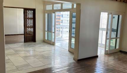 Apartamento à venda 4 quartos na Graça