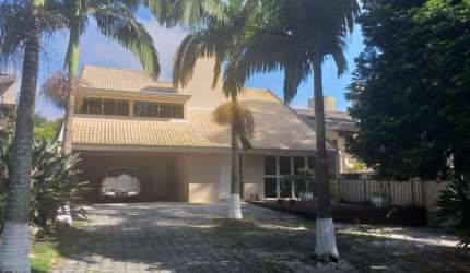 Casa à venda por R$ 2.150.000,00 - Tarumã - Curitiba/PR