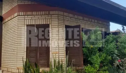Casa à venda no bairro Jurerê em Florianópolis