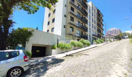 Apartamento 2 quartos no bairro Carvoeira em Florianópolis