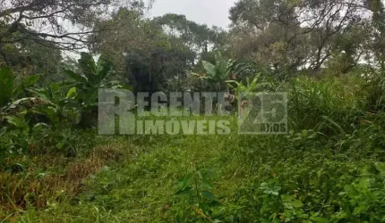 Terreno à venda no bairro Pantanal em Florianópolis, ótima localização