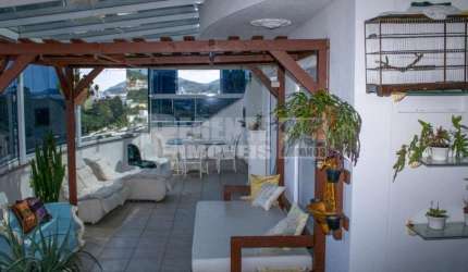Apartamento à venda no bairro Córrego Grande em Florianópolis