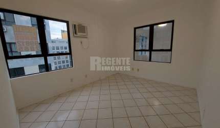 Sala comercial à venda no bairro Trindade em Florianópolis