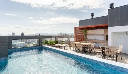 Apartamento tipo Garden com 2 Dormitórios Mobiliado no Estreito