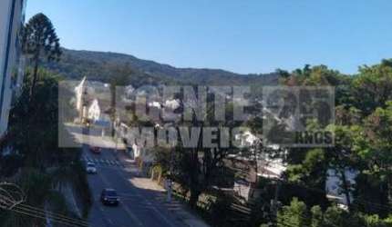 Apartamento à venda no bairro Trindade em Florianópolis