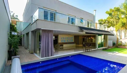 Casa em Condomínio Fechado, com piscina, espaço gourmet,  3 suítes,  ar condicionado, 600m² na Chácara Santo Antônio, São Paulo/SP - Agende sua Visita