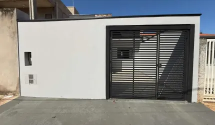 Imperdível oportunidade: Casa à venda em Hortolândia-SP, Jardim Novo Cambuí! 3 quartos, 1 suíte, 2 salas, 2 banheiros, 2 vagas, 87m².