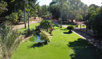 Fazenda de Luxo à Venda em Área Rural de Luziânia-GO: 3 Quartos, 1 Suíte, 3 Salas, 3 Banheiros, 5 Vagas de Garagem, 1.839.200,00m².