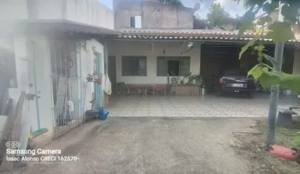 Imperdível! Casa à venda em Jacareí-SP, Jardim Colônia: 2 quartos, 1 sala, 1 banheiro, 5 vagas de garagem, 120m².