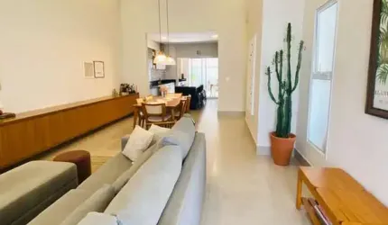 Venda de Casa em Condomínio de Luxo em Hortolândia-SP, Parque Ortolândia: 3 Quartos, 1 Suíte, 3 Salas, 2 Banheiros, 4 Vagas, 151m².