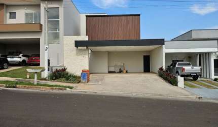 Casa em Condomínio de Luxo com 3 Quartos e 4 Vagas na Garagem em Hortolândia-SP - Parque Olívio Franceschini