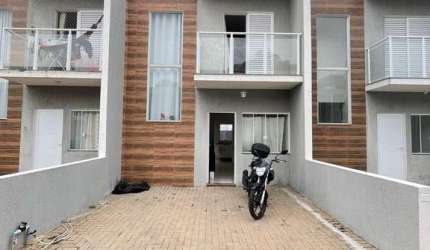 Casa em Condomínio à Venda em Tatuí-SP, Vila São Lázaro: 2 Quartos, 2 Salas, 2 Banheiros, 1 Vaga, 53m² de Área.