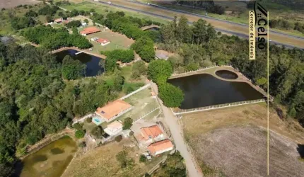 Oportunidade única: Sítio à venda em Quadra-SP, Zona Rural, 4 quartos, 1 suíte, 3 salas, 3 banheiros, 5 vagas, 250m².