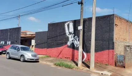 Galpão 900 metros a 1700 metros da Anhanguera está alugado por 3.000,00 mil o aluguel. Para a vendar é  900,000 mil
