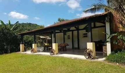 Fazenda 120 Alqueires no Total, sendo 60 Alqueires no Pasto, riquíssima em Água, Ótima logística e Acesso, beira do Asfalto, Próximo da Cidade apenas
