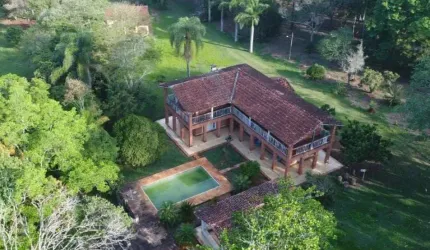 Fazenda 69 Alqueires, lavoura 30 Alqueires, Restante Reserva, App e uma Pequena Parte em Pasto, Topografia Plana a Semi Plana, Solo Vermelho a Misto
