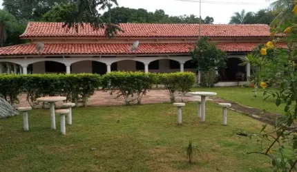 Fazenda 217 alqueires dupla aptidão Tem Car 35 divisão de pasto 3 represas 13 Tanques pra piscicultura 2 Córregos Casa sede com  4 quartos 2 suites Piscina 10x5 m 2 casas pra funcionarios Curral com