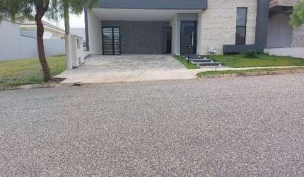 Casa Térrea 186,90m2 3 Suítes, Sala Estar e Jantar, Churrasqueira e Cozinha Americana Integrada, Jd Inverno, Lavabo, Lanvanderia, Piscina Aquecida