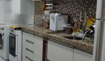 Apto 72m2 3 Dorms 1 Suíte,Sala 2 Ambientes,Cozinha,Banheiro,Armarios Planejados,1 Vaga,Ventilador de Teto,Área de Serviço,Portaria 24hs,Salão de Festa