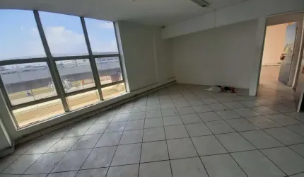 Predio Comercial 2400m2, 4 Andares, 16 Salas, 8 Banheiros, 25 Vagas de Garagem, Ótima Localização, Proximo ao Metro