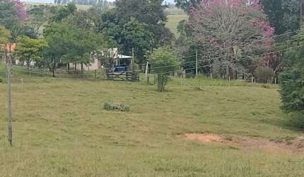 Chácara 4,5 Alqueires Casa Simples e Boa,Poço Caipira Agua Cristalina,Corrego no Fundo,Fácil Acesso 800mts do Asfalto,Ótimo Pasto,27 Kms Itapetininga