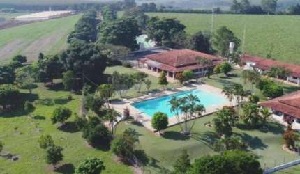 EXCELENTE SI?TIO A VENDA NA REGIA?O DE SOROCABA-SP ??   - A?rea Total 23 Alqueires Paulista ou 55,66 Hectares  - 13 Alqueires na Agricultura - Cereais   - Solo Vermelho e Misto   - O?tima Topografia, 