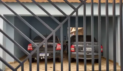 Imperdível oportunidade: Casa à venda em Hortolândia-SP, na Vila Inema, com 3 quartos, 1 sala, 2 banheiros, 4 vagas de garagem!